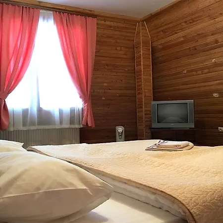 Karpaty Motell *